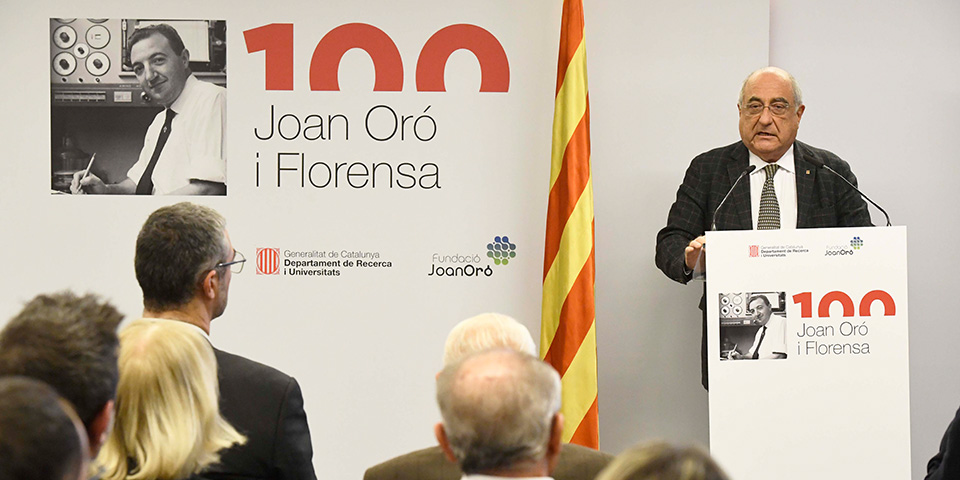 El Departament de Recerca i Universitats dona el tret de sortida a l’Any Joan Oró amb la presentació de la commemoració del centenari del naixement del bioquímic lleidatà